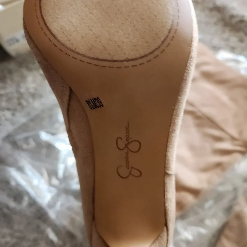 Jessica Simpson Tan 